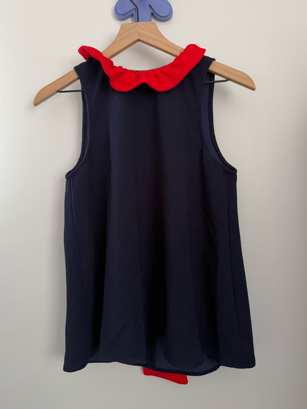 Tuckernuck Small Pomander Place Mason Ruffle Bow Tie Blouse Navy Relaxed Summer